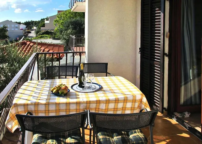 Culic-1 By Interhome Apartman Trogir