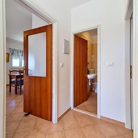 Appartamento Culic-1 By Interhome